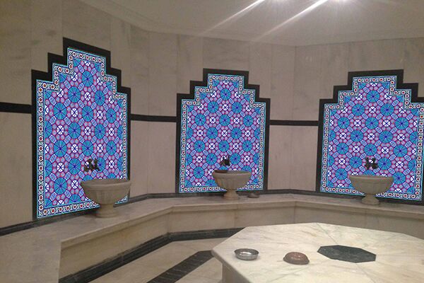 Kutahya ve ıznık cinileri, cini desenli seramik ve mozaik karolar, cami, mescit, kubbe, otel banyo turk hamamı cinisi cini dekorasyon, Otel, spa türk hamamı, havuz seramikleri yer ve duvar çini seramik fayans dekorasyonu, osmanlı cini desenleri ve motifleri, mihrap minber ve kürsü isleri, ic cephe ve dis cephe kaplama isleri, hediyelik cini, seramik, porselen, esyalar. mosque decorations masjid interior exterior dome gift material ceramic mosaic, hans made, ottoman turkish tiles, turkish bath, spa, bathroom tiles, special ceramic