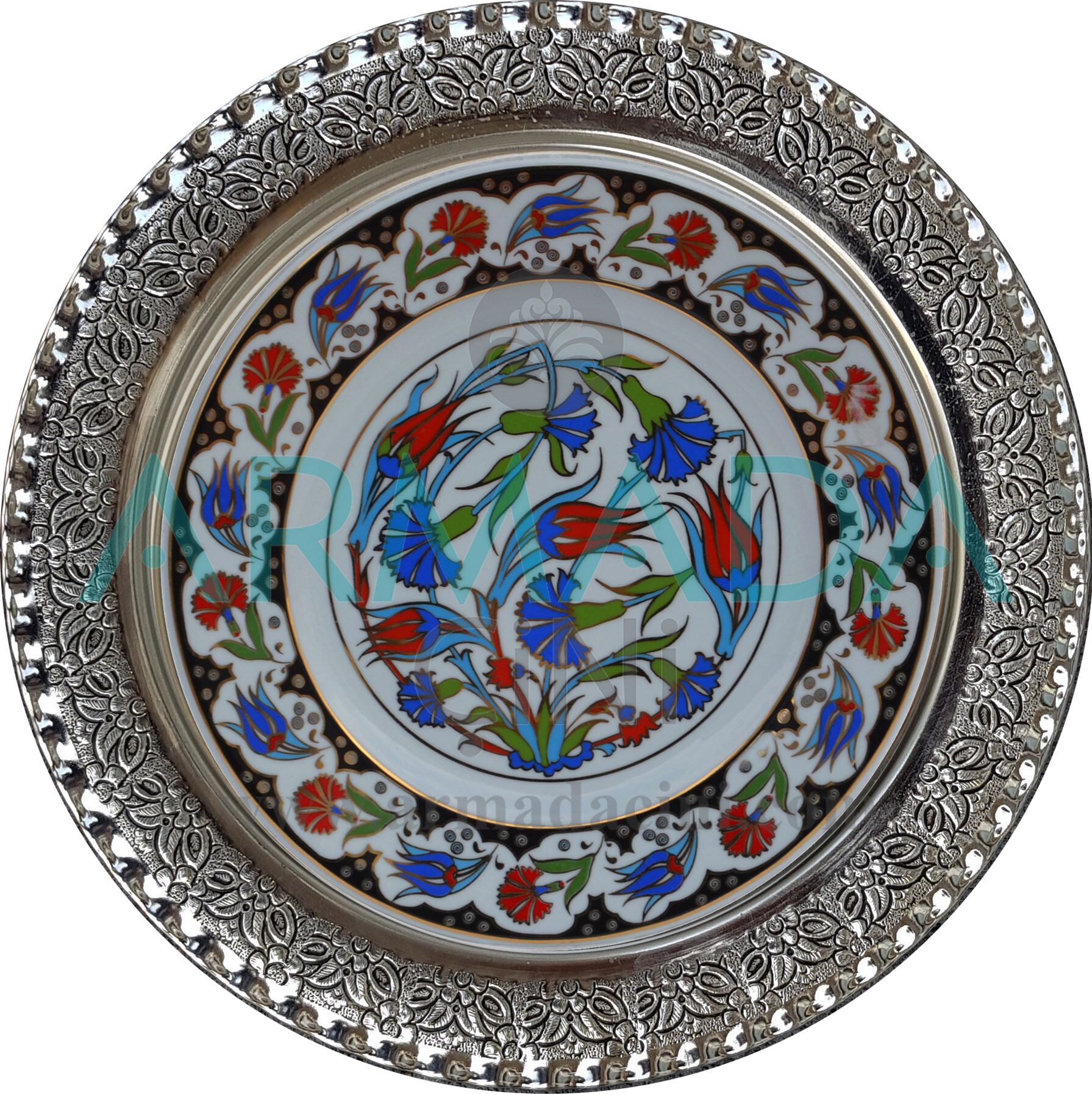 Lale Karanfil Desenli Altın Yaldızlı Porselen Tabak Hesaplı Güzel Kabartmalı Samur Düz Fırça işi El Boyaması El Yapımı El İşi Çini Tabak Modelleri Tabaklar